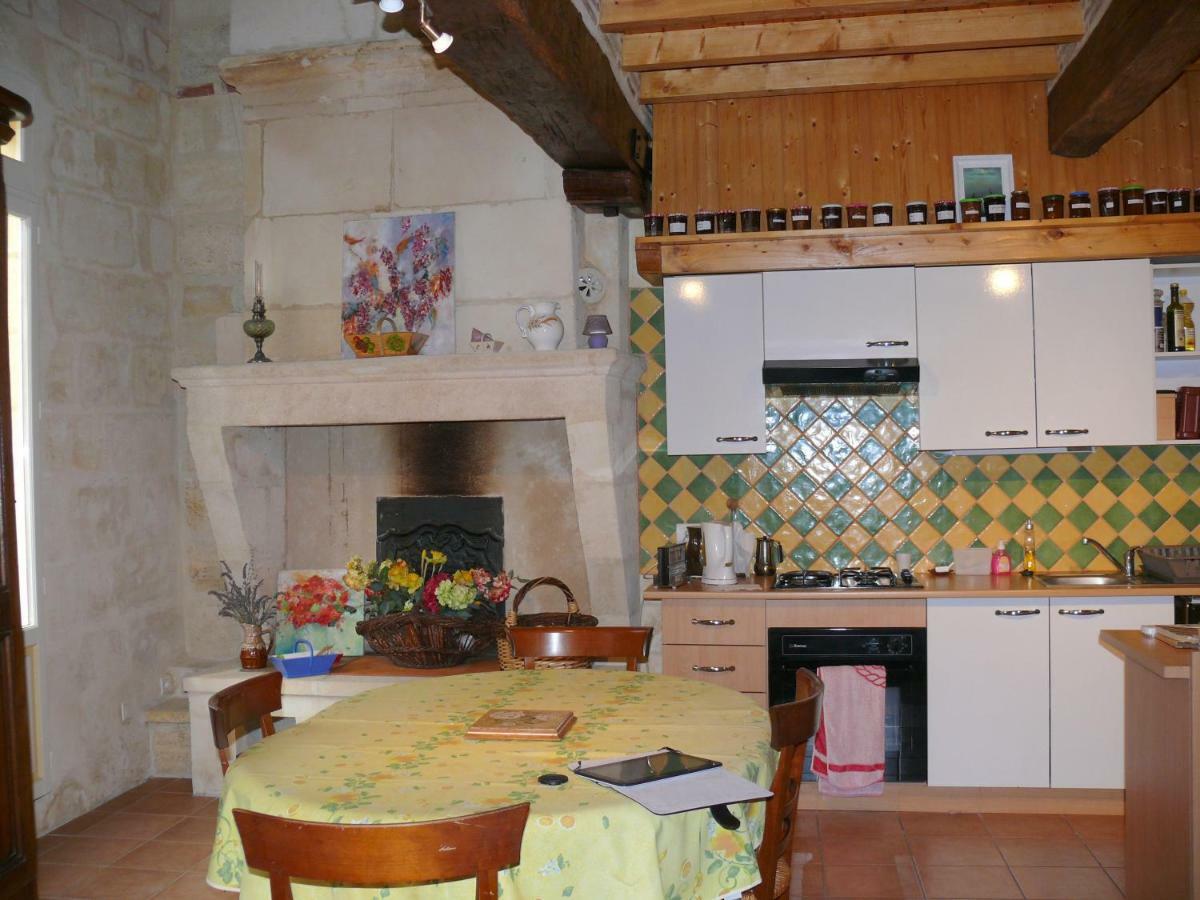 Les Oiseaux Apartment Saint-Émilion Екстериор снимка